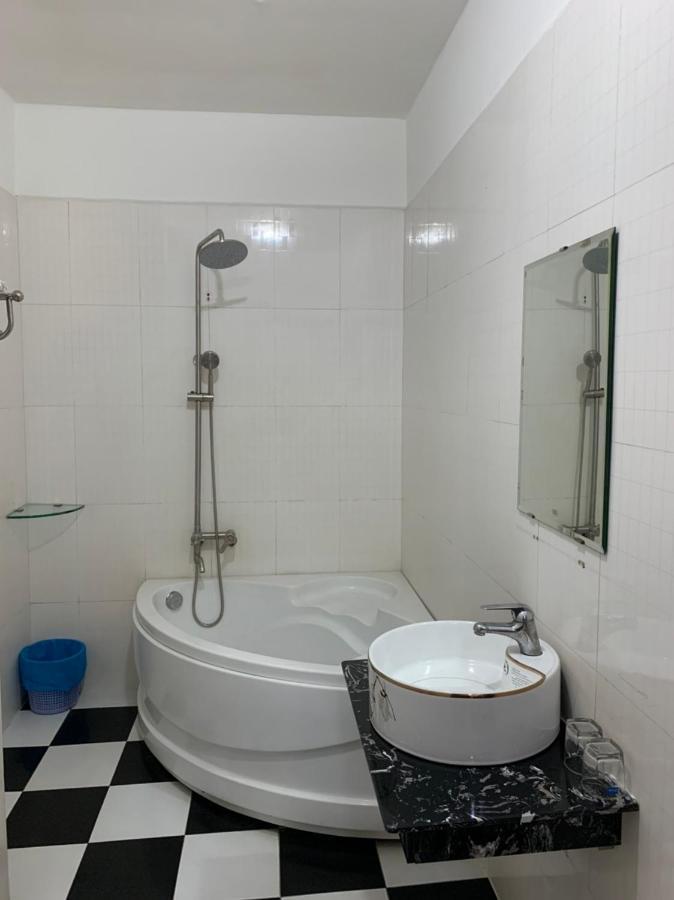 Ha Long Hotel Thu Duc Hcmc Хошимин Экстерьер фото
